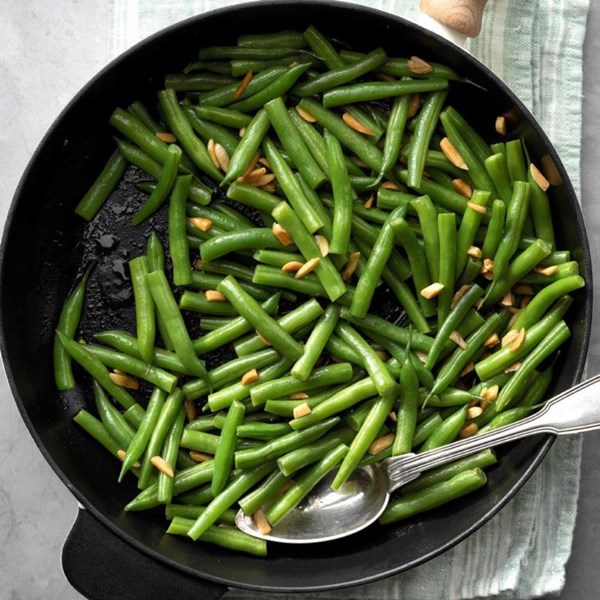 Green beans amandine