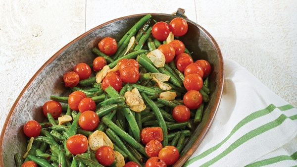 Green beans and blistered tomatoes