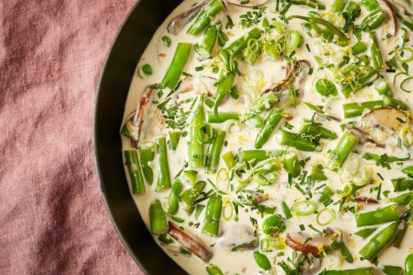  Green beans and mushrooms with tarragon cream sauce