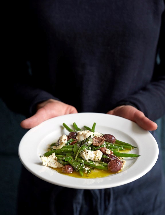 Green beans, fried olives, goat's cheese & basil