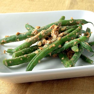 Green beans tossed with walnut-miso sauce