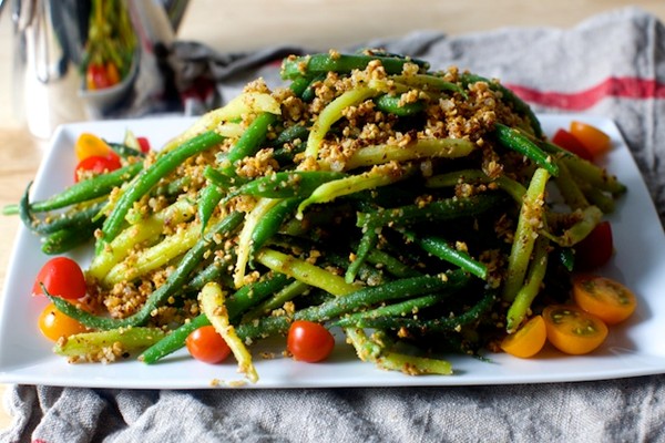 Green beans with almond pesto