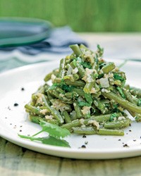 Green beans with eggs, chiles and cilantro