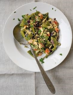 Green beans with eggs (Mtsvane lobio)