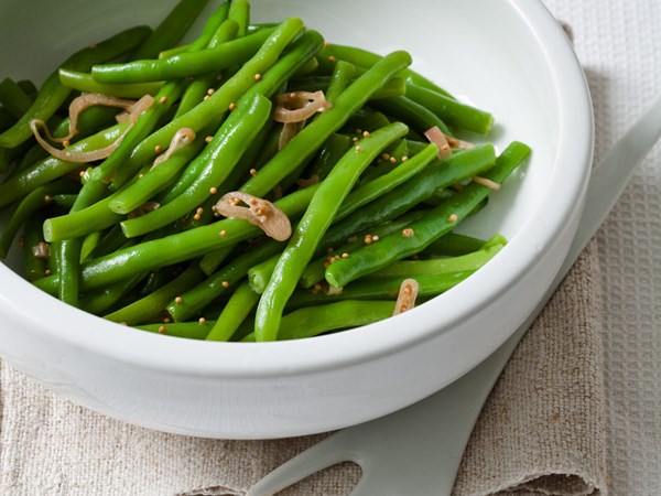 Green beans with mustard-seed butter [Marcia Kiesel]