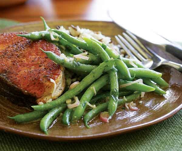 Green beans with mustard-tarragon vinaigrette