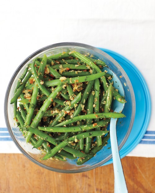 Green beans with olives