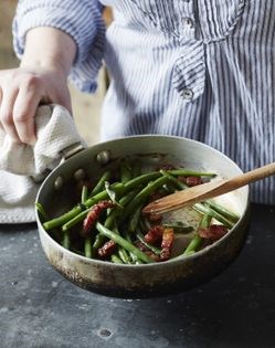 Green beans with pancetta and sage