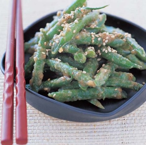 Green beans with sesame dressing