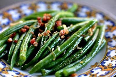 Green beans with shallots and pancetta