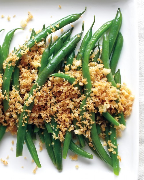 Green beans with spiced breadcrumbs
