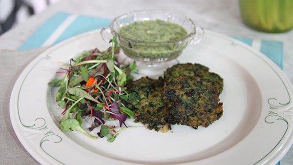 Green burgers with green sauce