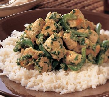 Green chicken curry