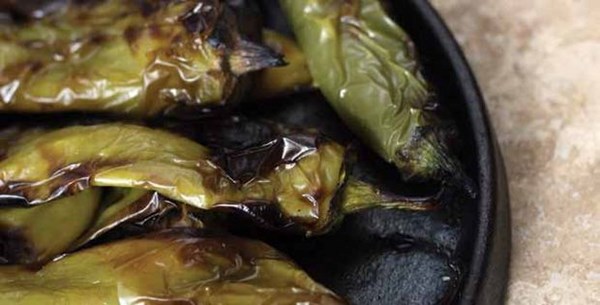 Green chile and pork tamales (Tamales de puerco con chile verde)