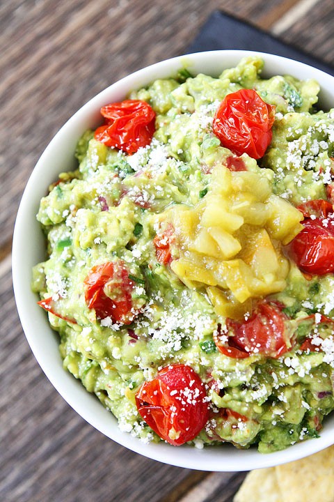 Green chile and roasted tomato guacamole