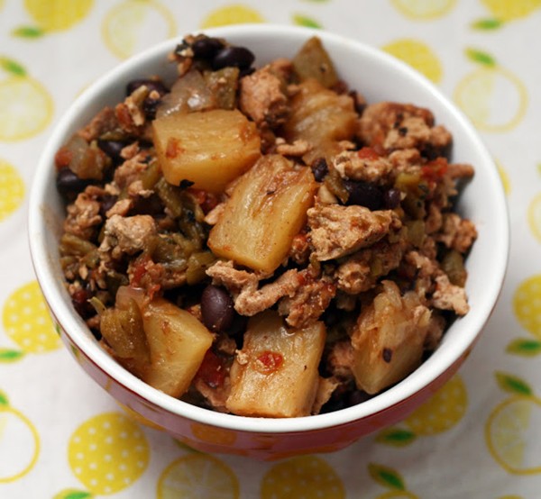 Green chile pineapple chicken chili