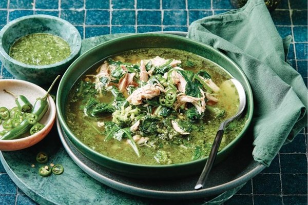 Green chilli and coriander chicken soup