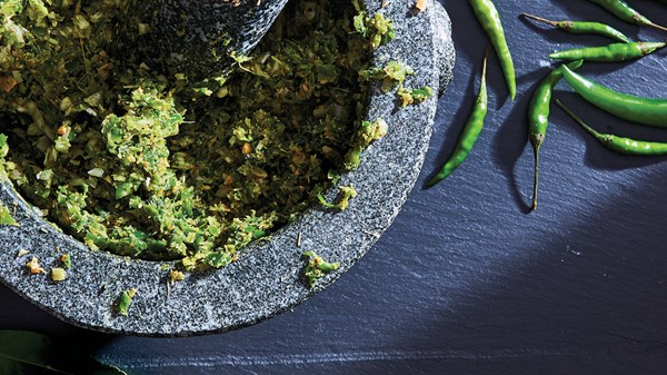 Green curry paste (Prik gaeng kiew wan)