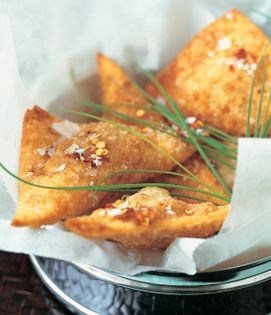 Green curry puffs