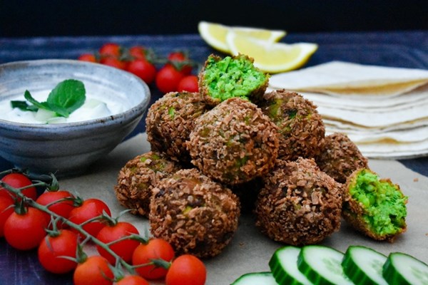 Green edamame & pea falafel with a yoghurt, cucumber & mint dip