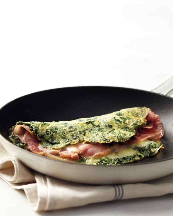 Green eggs and ham omelet