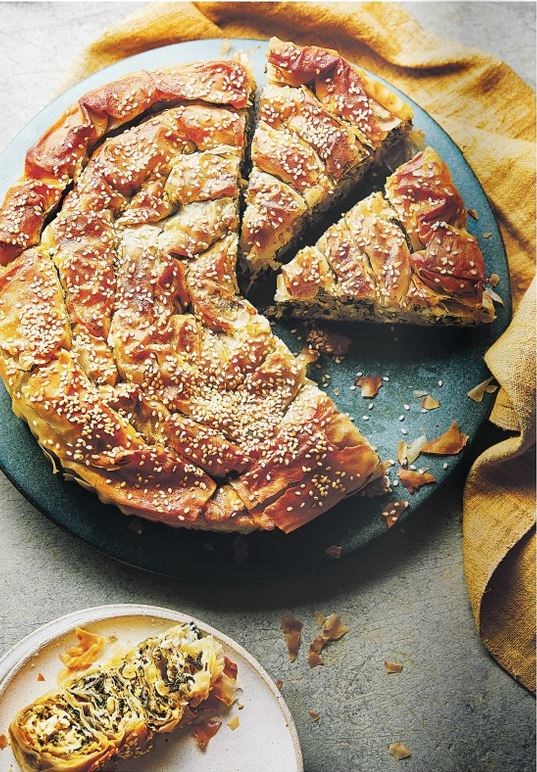 Green filo spiral pie