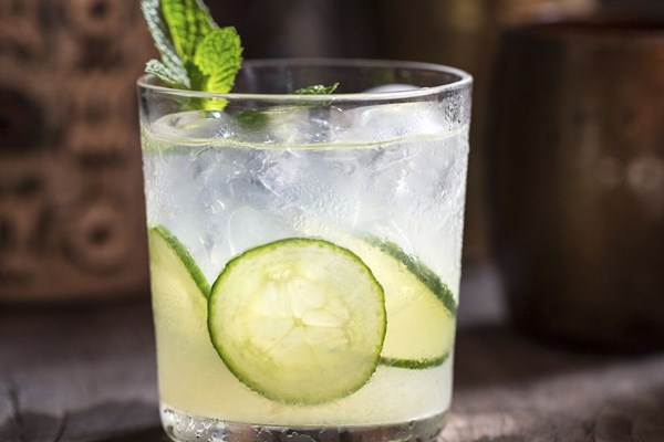 Green gin giant cocktail