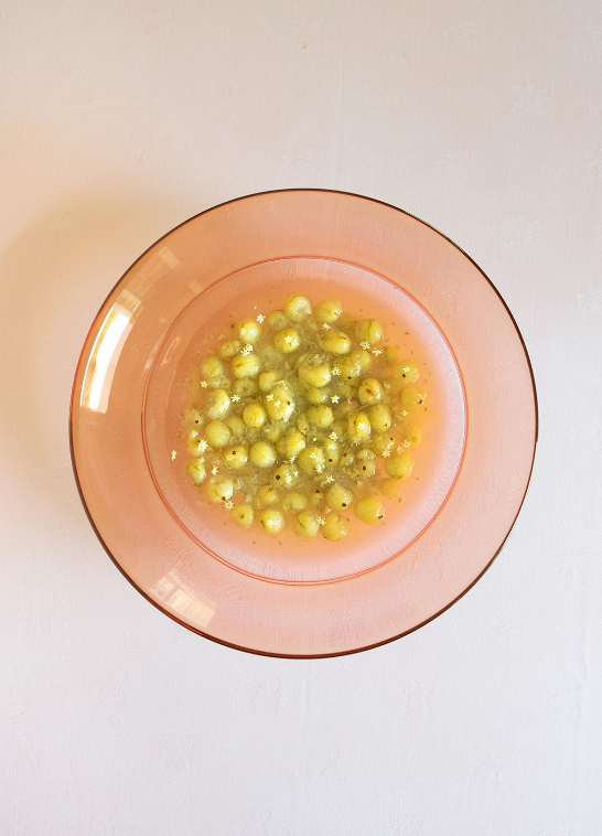 Green gooseberry and elderflower fool