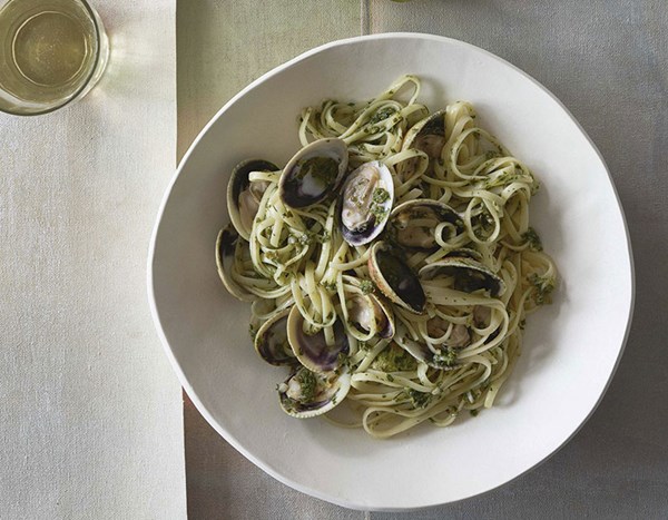 Green herb & cockle pasta