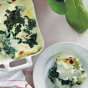 Green lasagna with spinach and ricotta (Lasagne verdi, con spinaci e ricotta)