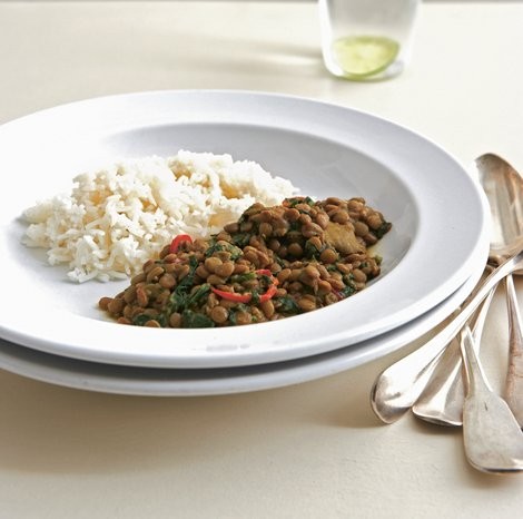 Green lentil curry with spinach