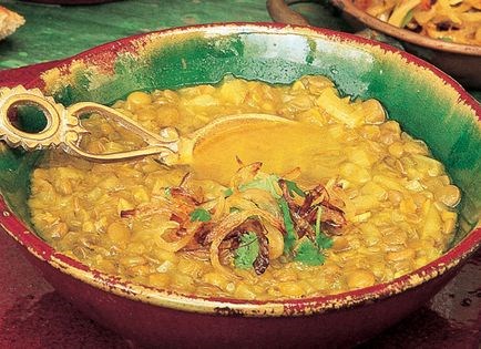 Green lentil soup with cumin