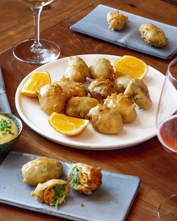 Green-lipped mussel beignets