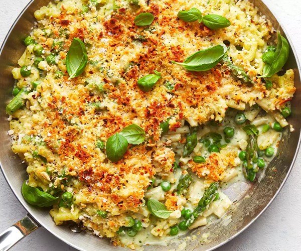 Green mac 'n' cheese
