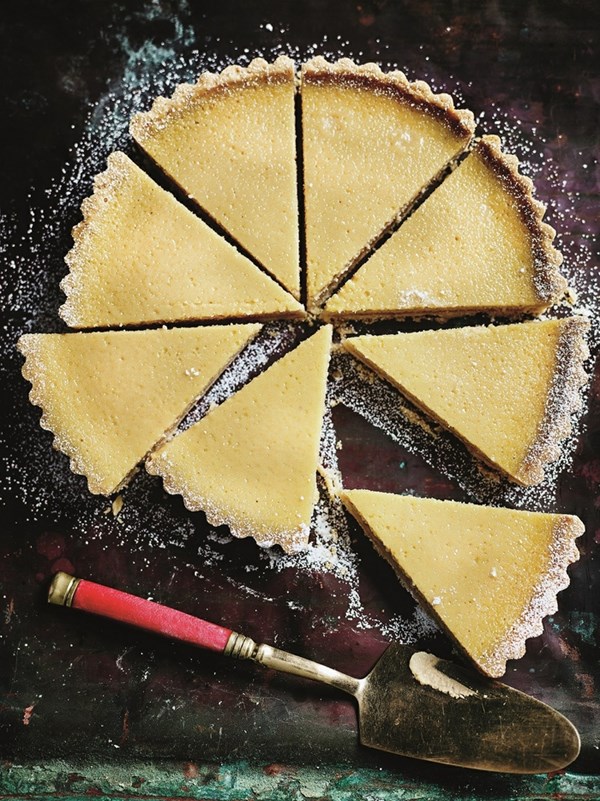 Green mango curd tart