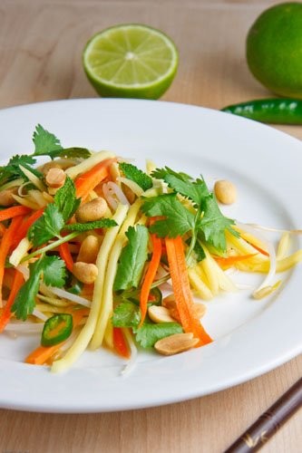 Green mango salad