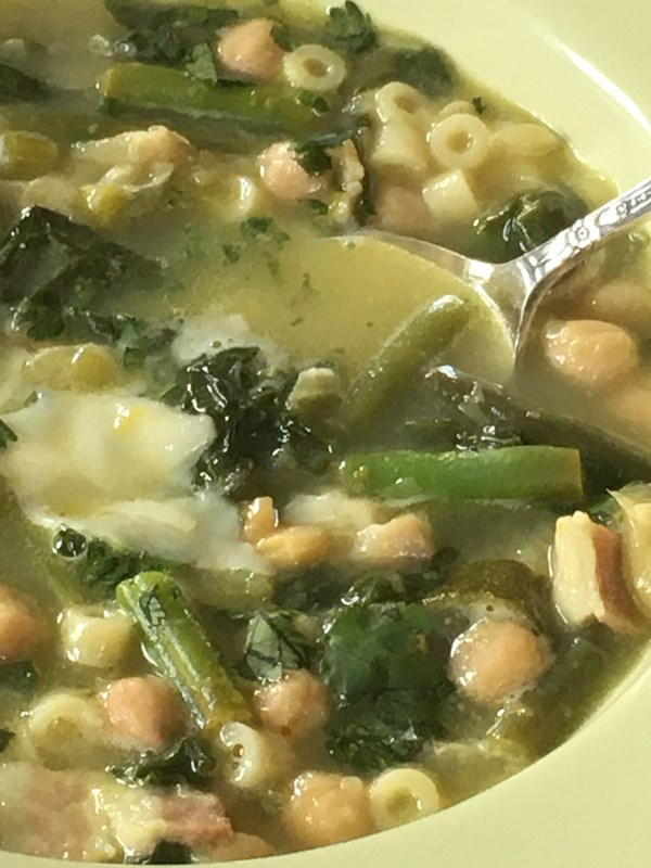 Green minestrone