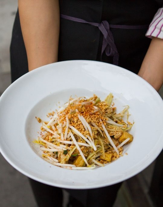 Green papaya pad Thai