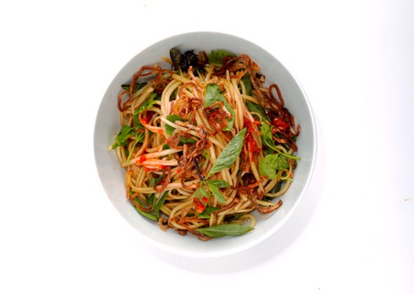 Green papaya salad