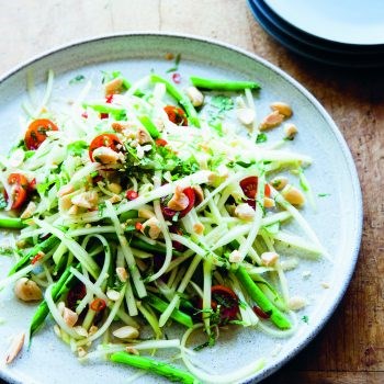 Green papaya salad