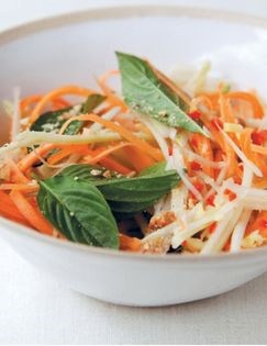 Green papaya salad