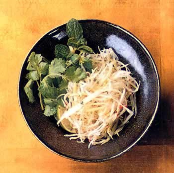 Green papaya salad
