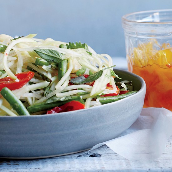 Green papaya salad with tomatoes and basil