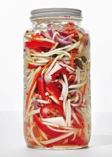 Green papaya table pickle (Atsara)
