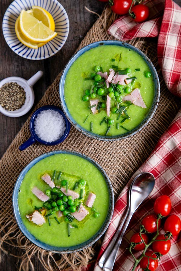 Green pea and ham soup