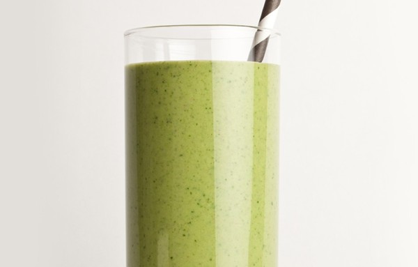Green peanut butter smoothie
