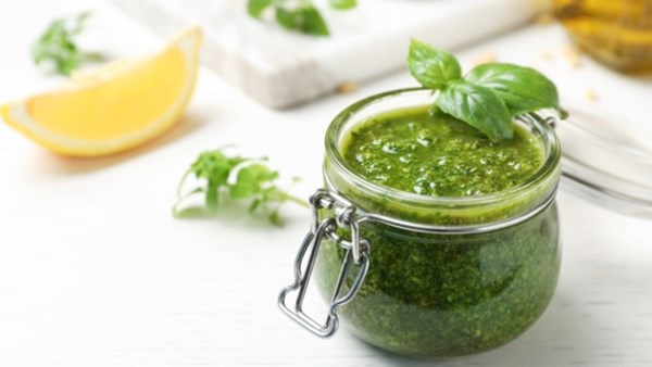 Green pesto
