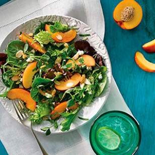 Green salad with peaches, feta & mint vinaigrette