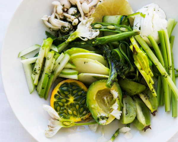 Green salad with prosciutto vinaigrette