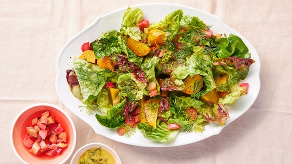 Green salad with roasted beets and pickled rhubarb